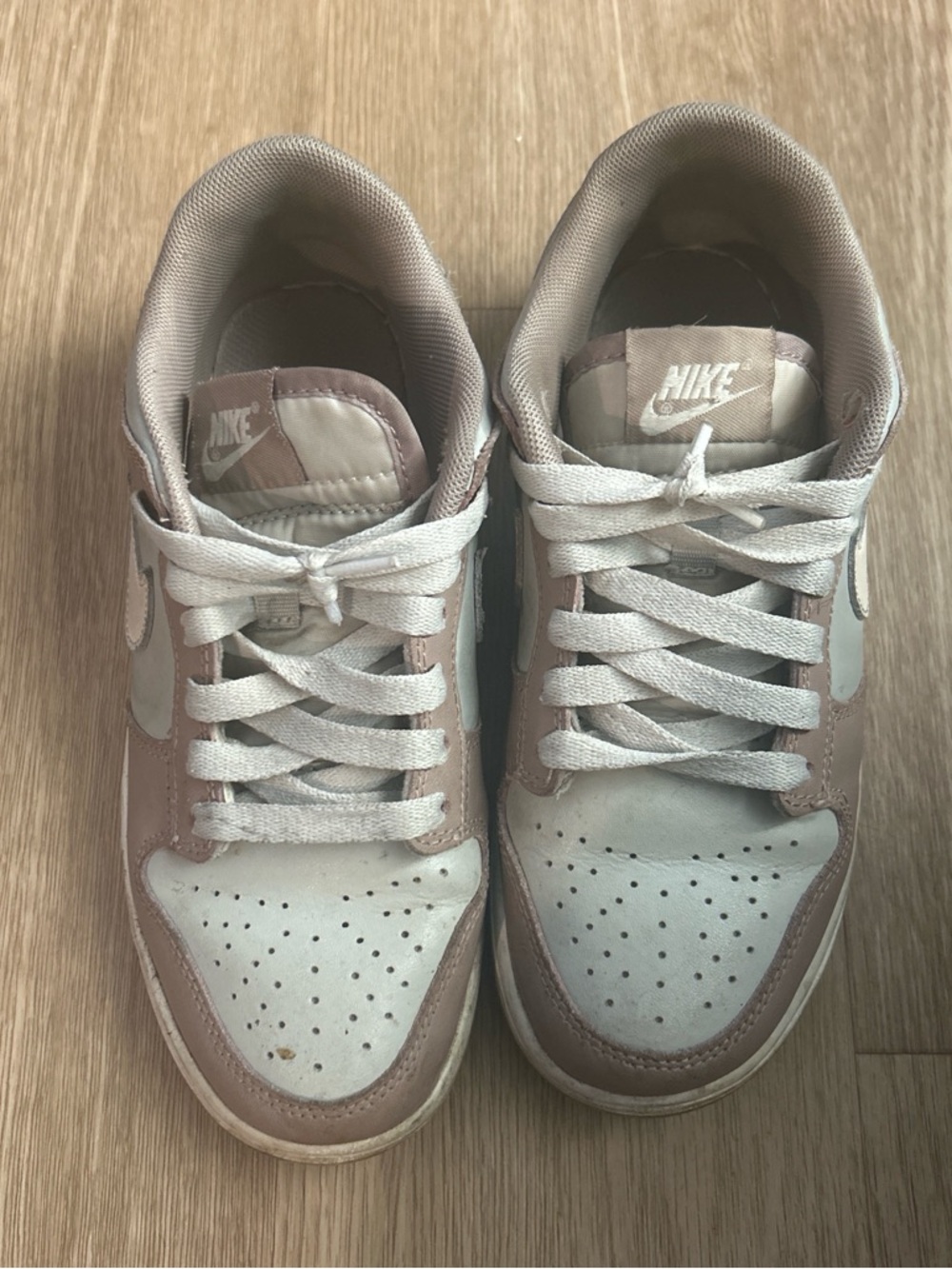 Nike Low-Top Sneakers in White and Mauve